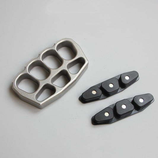 Magnetic Clip 304 Steel Knuckle Dusters Outdoor EDC Tool