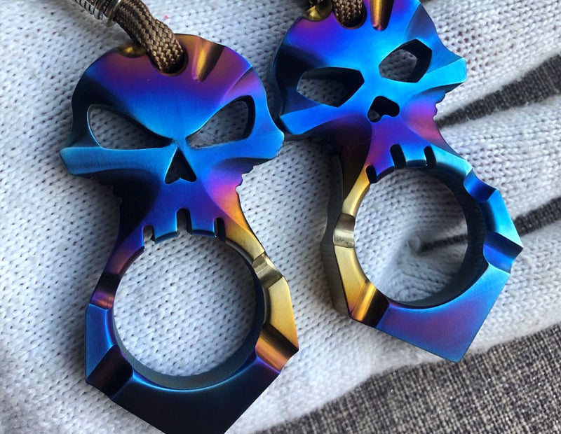 Mini Titanium Skull Knuckle Dusters Portable EDC Outdoor Keychain