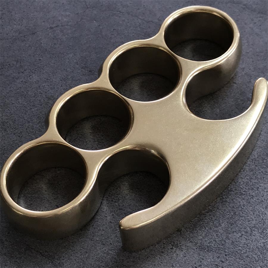 Classic Stonewashed Brass Knuckle Dusters Outdoor with Retro Design