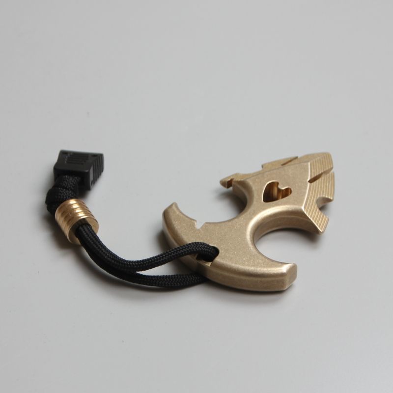 Outdoor Brass Decoration Knuckle Dusters EDC Keychain Portable Backpack Pendant Tool