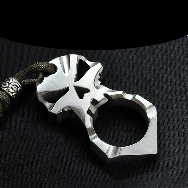 Mini Titanium Skull Knuckle Dusters Portable EDC Outdoor Keychain