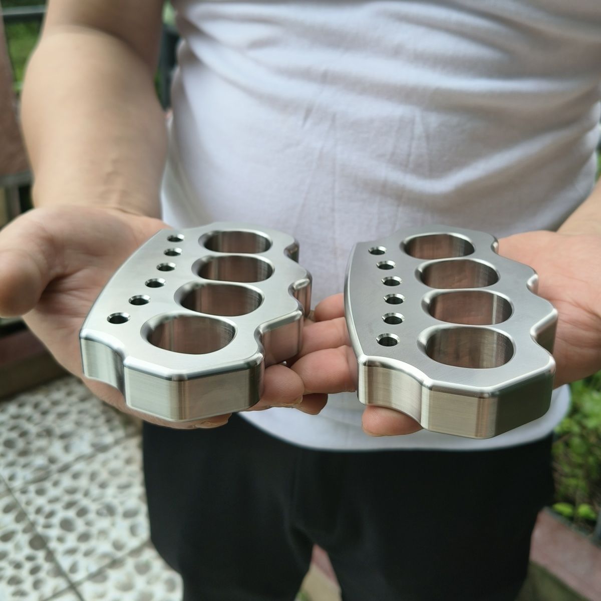 Thickened Steel Knuckle Dusters Four-hole Outdoor Tool