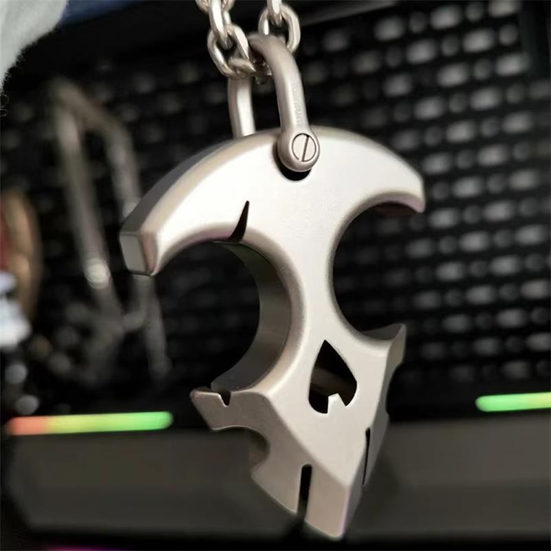 Mini Titanium Backpack Knuckle Dusters Outdoor Easy Carry EDC Tool