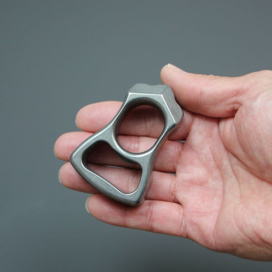 Titanium Alloy Multifunctional Single Hole Stone Washing Knuckle Dusters Bottle Opener
