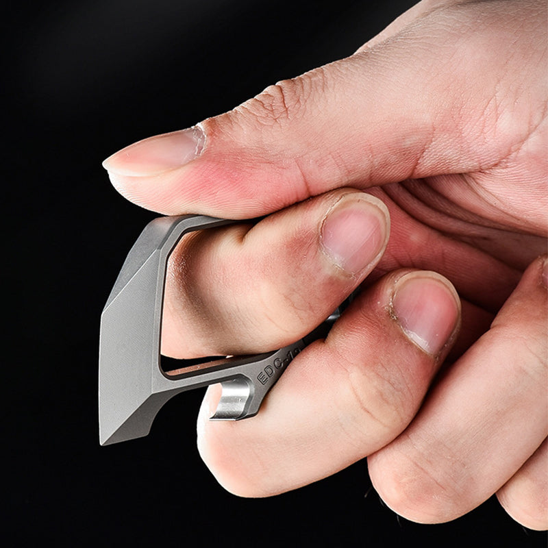 Multifunctional Pendant Titanium Knuckle Dusters Bottle Opener