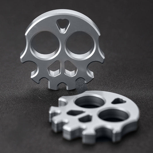 Skull Multifunctional EDC Tool with Surface Silver Titanium Plating Knuckle Dusters