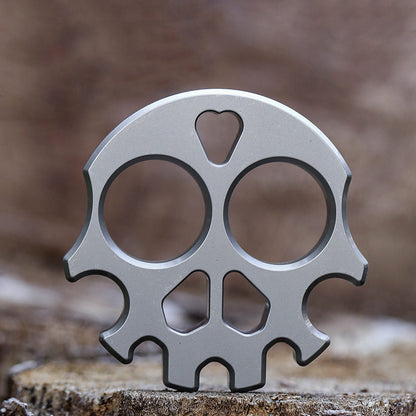 Skull Multifunctional EDC Tool with Surface Silver Titanium Plating Knuckle Dusters