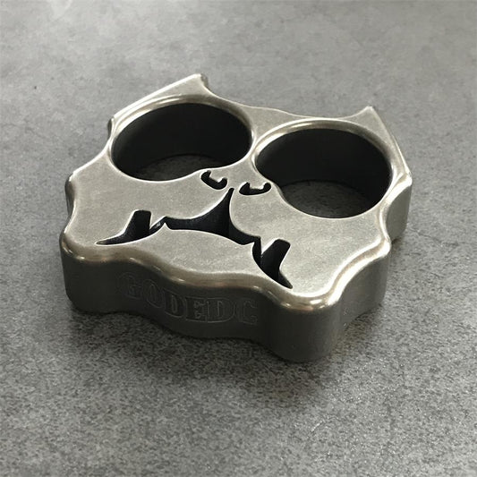 GODEDC Titanium TC21 Dog Head Knuckle Dusters Two Hole Outdoor Tool