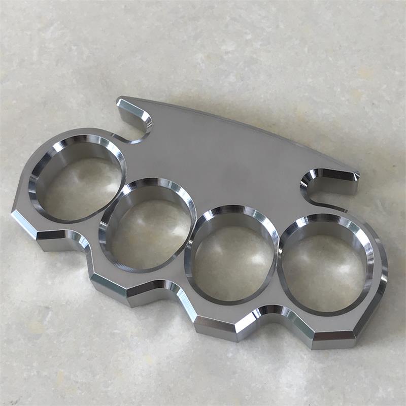 Classic 304 Steel Mirror Polished Large Hole Knuckle Dusters Outdoor Tool