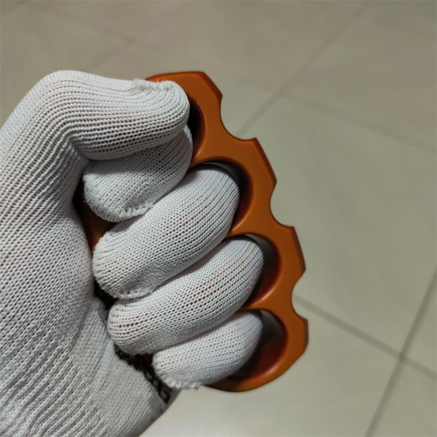 Outdoor Brown Classic Bakelite Knuckle Dusters Light Weight Hand Polishing Tool