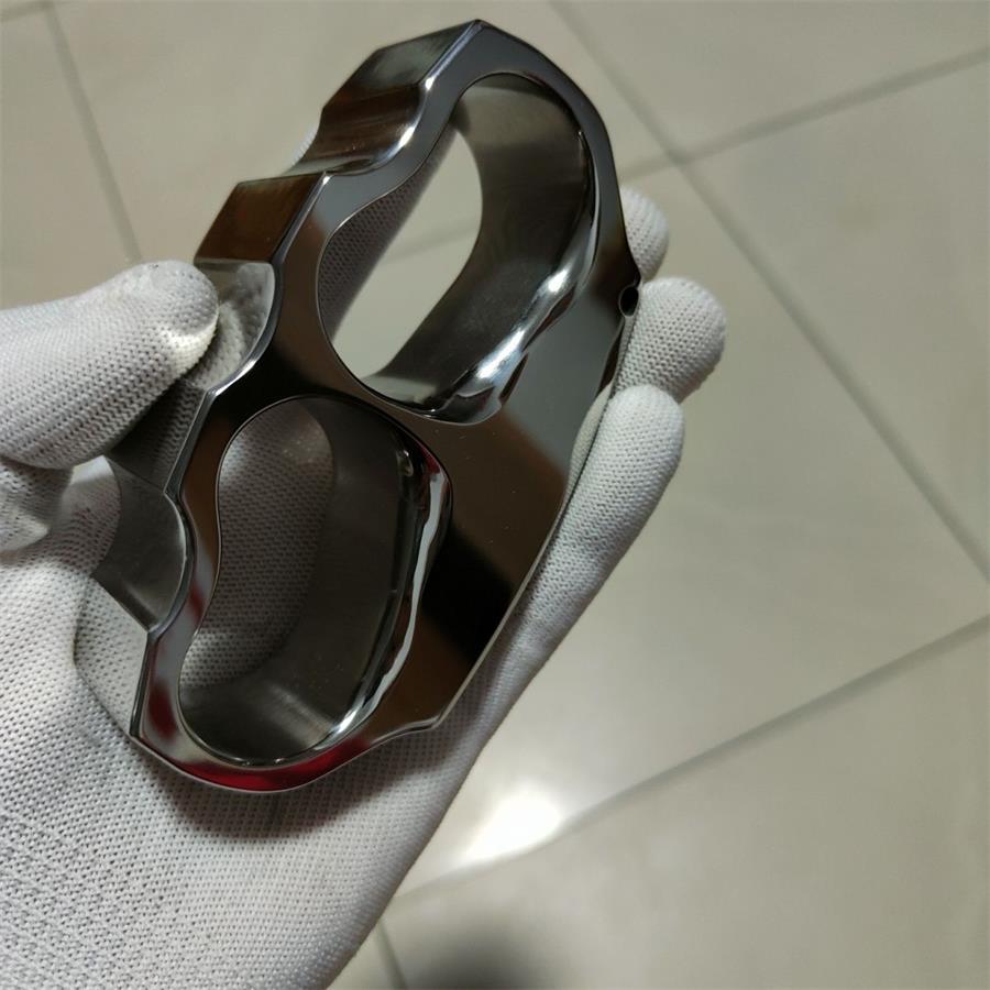 Outdoor Irregular Double Hole Design Titanium Alloy Mirror Polishing Knuckle Dusters