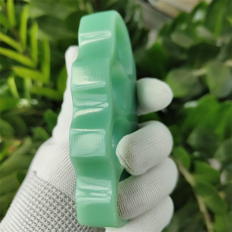 G10 Green