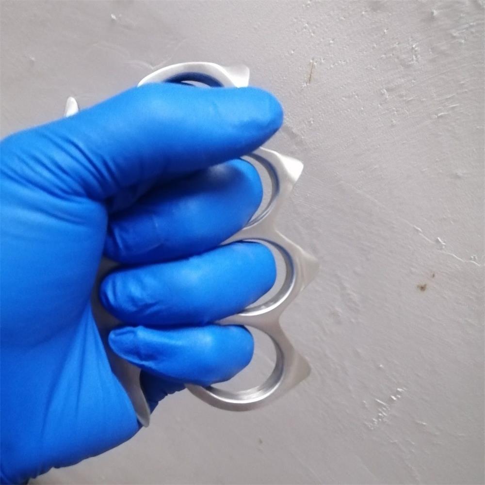 304 Stainless Steel Four Hole Outdoor Knuckle Dusters