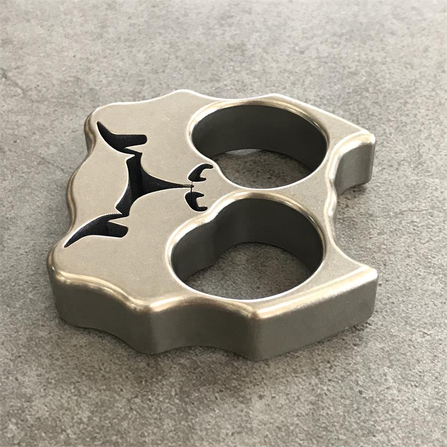 Dog Head Titanium Knuckle Dusters Two-hole Outdoor EDC Keychain Easy Carry