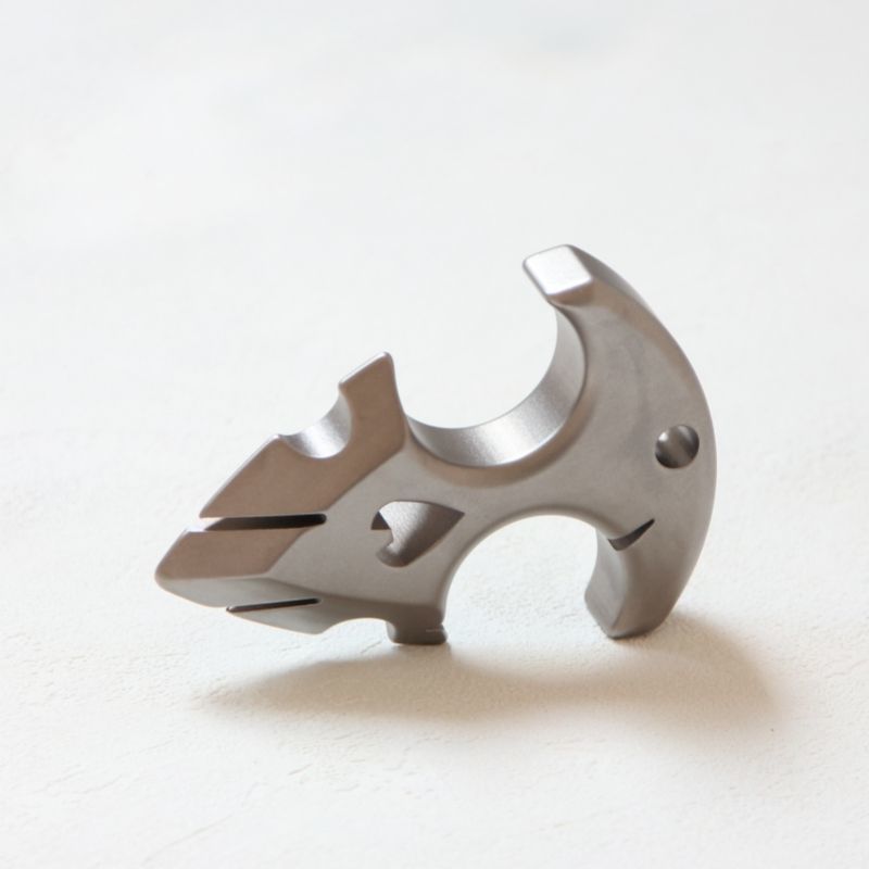 Mini Titanium Backpack Knuckle Dusters Outdoor Easy Carry EDC Tool