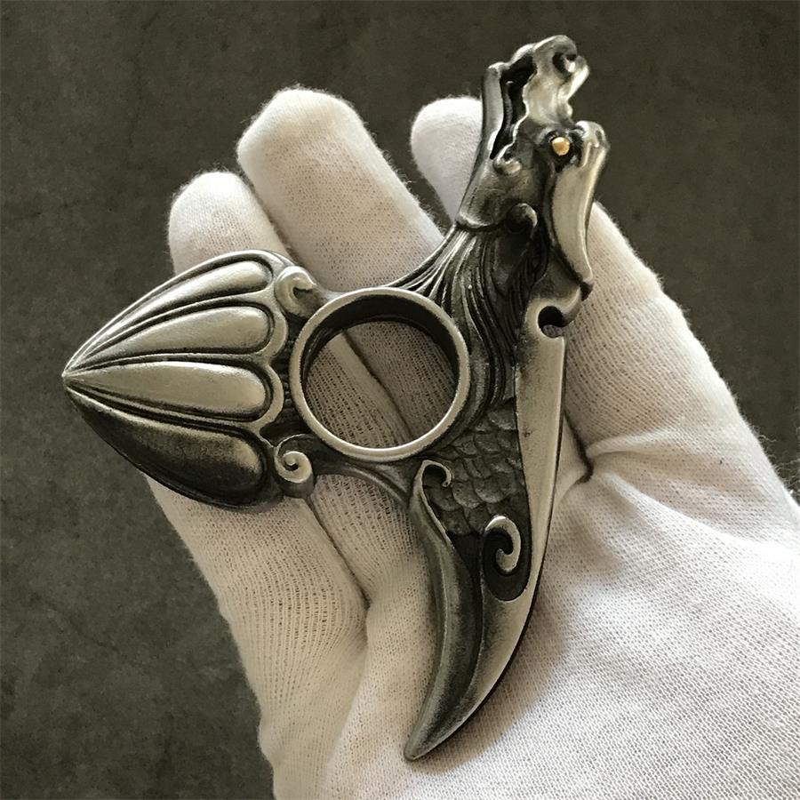 EDC Creative Knuckle Duster Dragon Pattern Tool