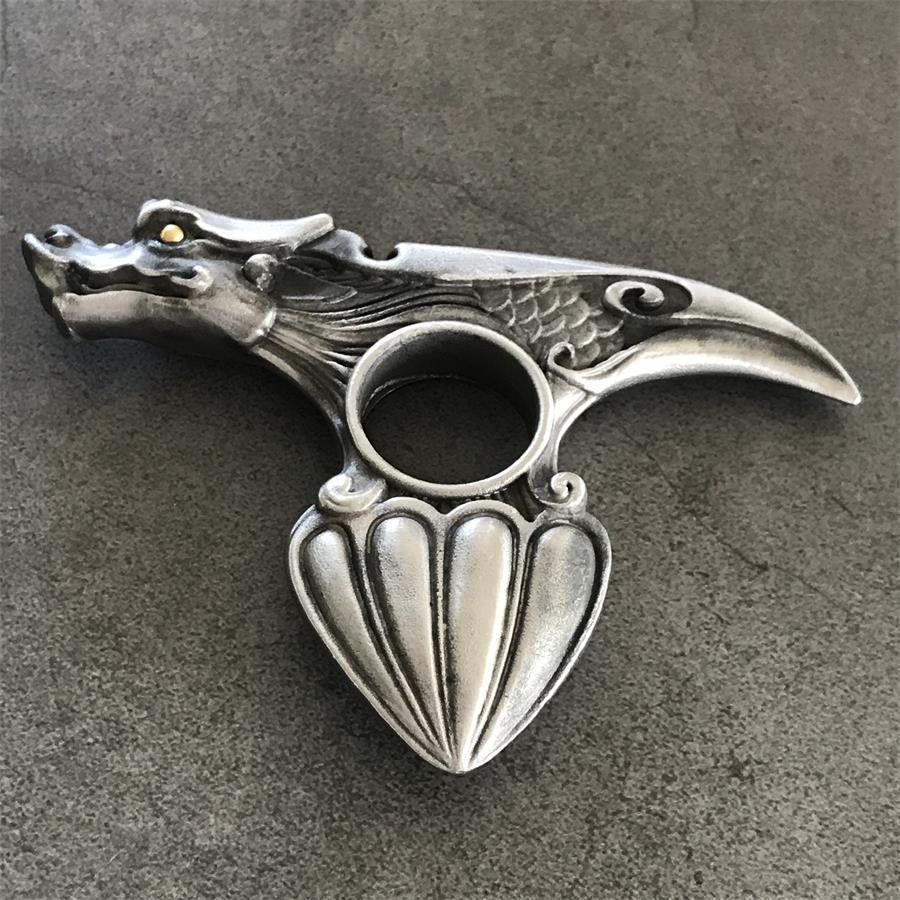 EDC Creative Knuckle Duster Dragon Pattern Tool