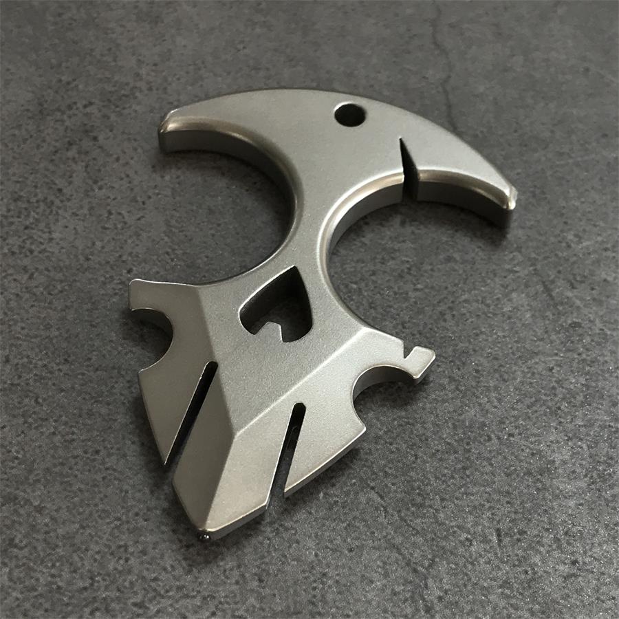 TC21 Titanium Decoration Outdoor Portable Knuckle Dusters