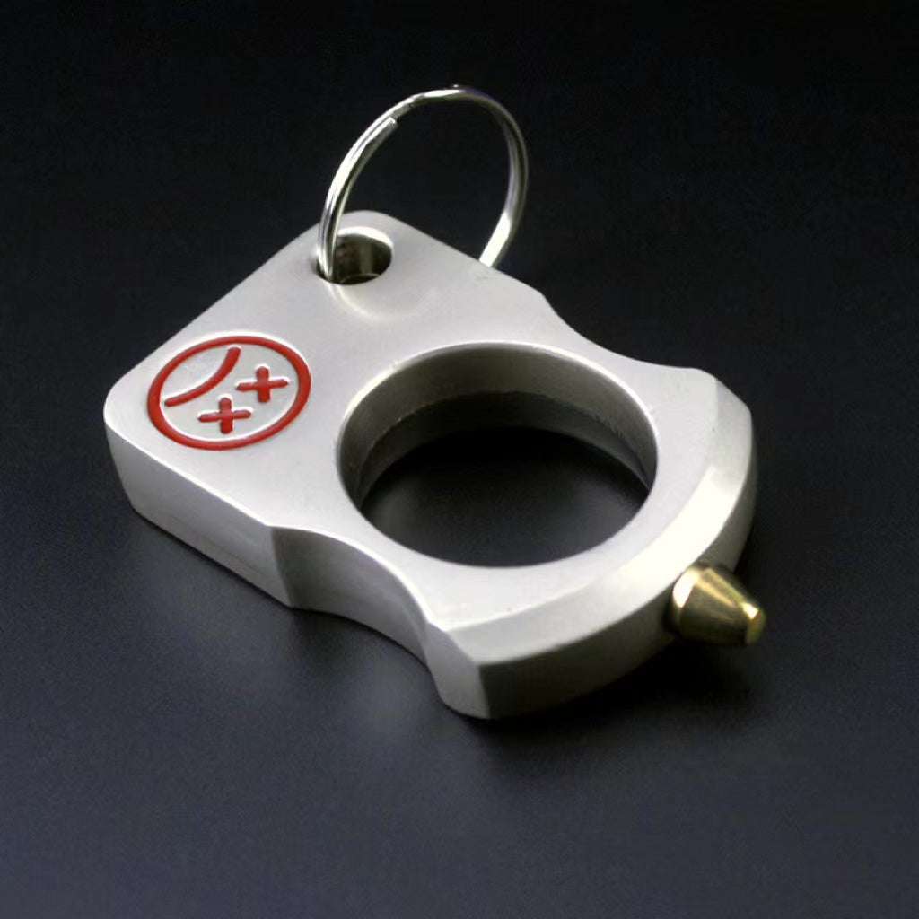 Single Convenient Backpack Keychain Knuckle Dusters
