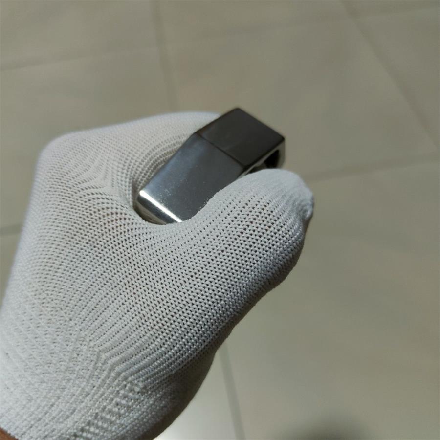 Titanium Alloy Polished Fine Large Rope Hole Knuckle Dusters